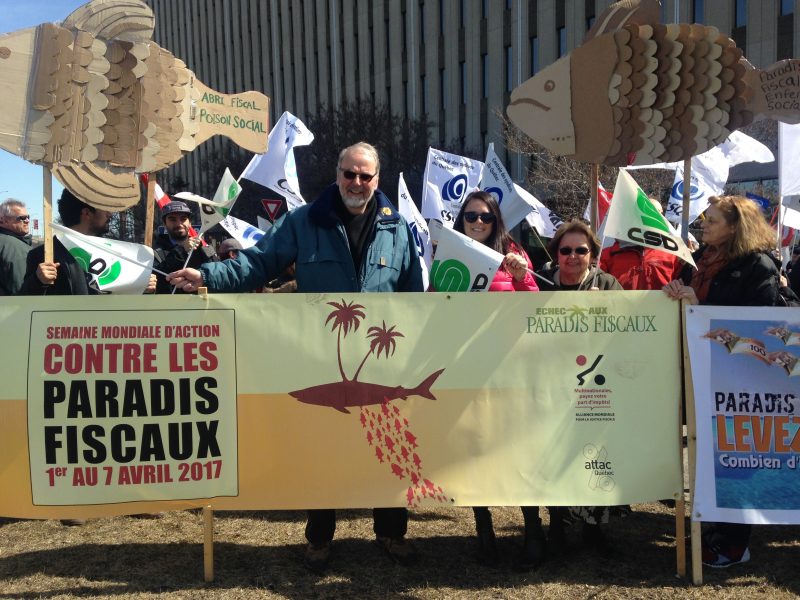 Manifestant lors de la semaine mondiale d'action contre les paradis fiscaux